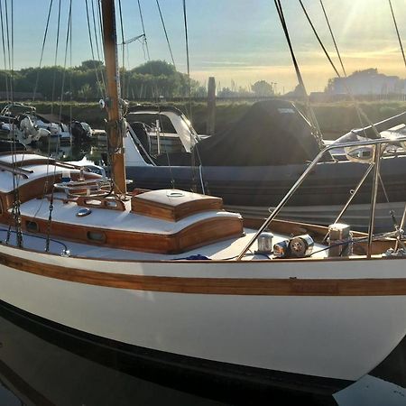 Hoitak Otel Lymington Dış mekan fotoğraf